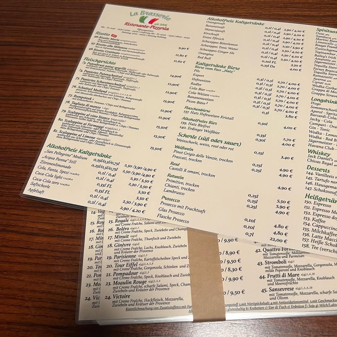 Gedruckte Speisekarte im Format eines Tischsets