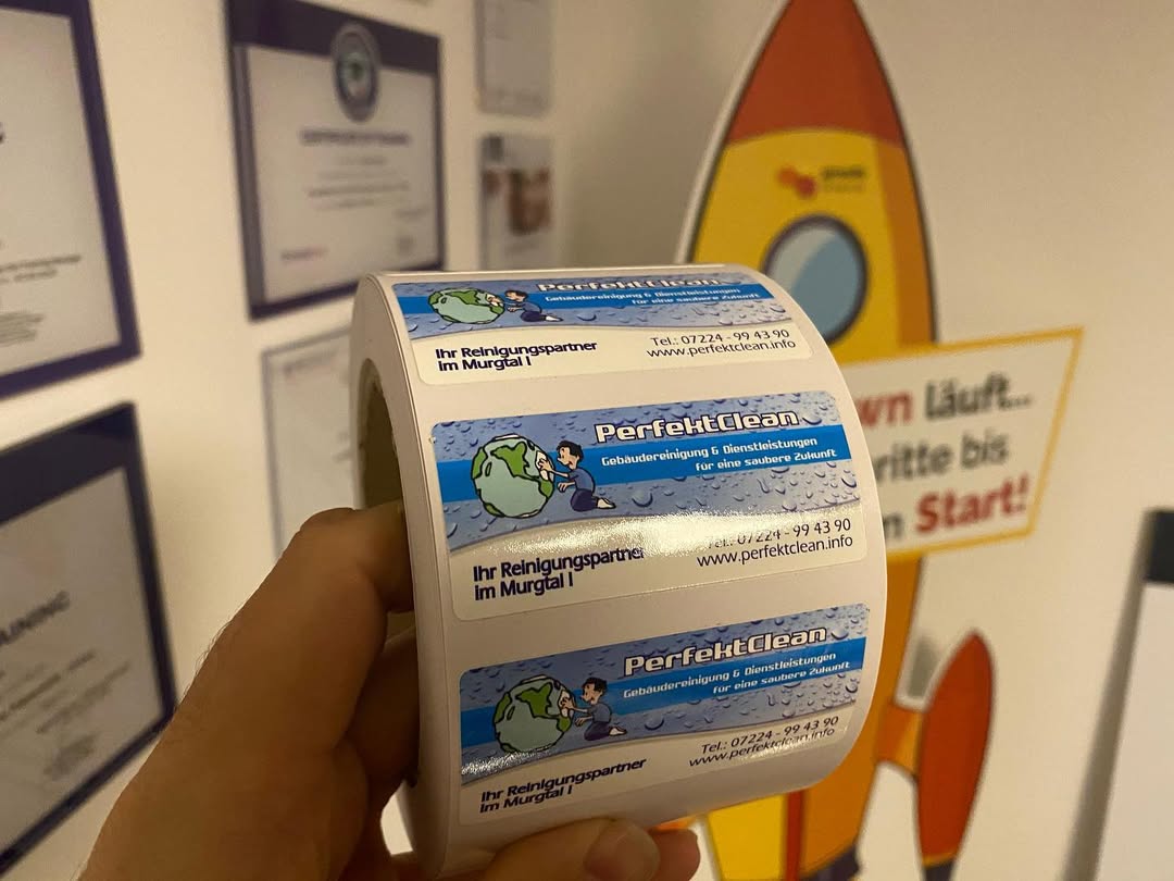 Etiketten für ein Gebäudereinigungsunternehmen